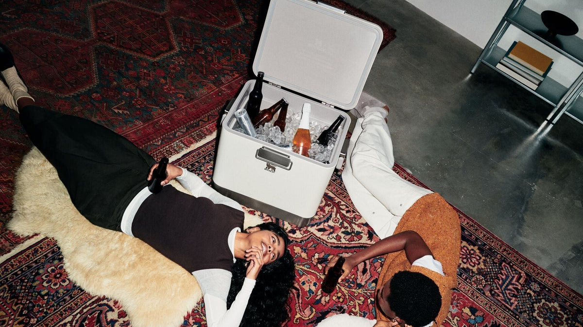 Stanley 1913 hard cooler filled with ice and drinks for a relaxed gathering