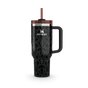 Visuel pour Stanley 1913 The Barbie™ x Stanley Icon Quencher 1.18L dans ’80s Western Ken™
