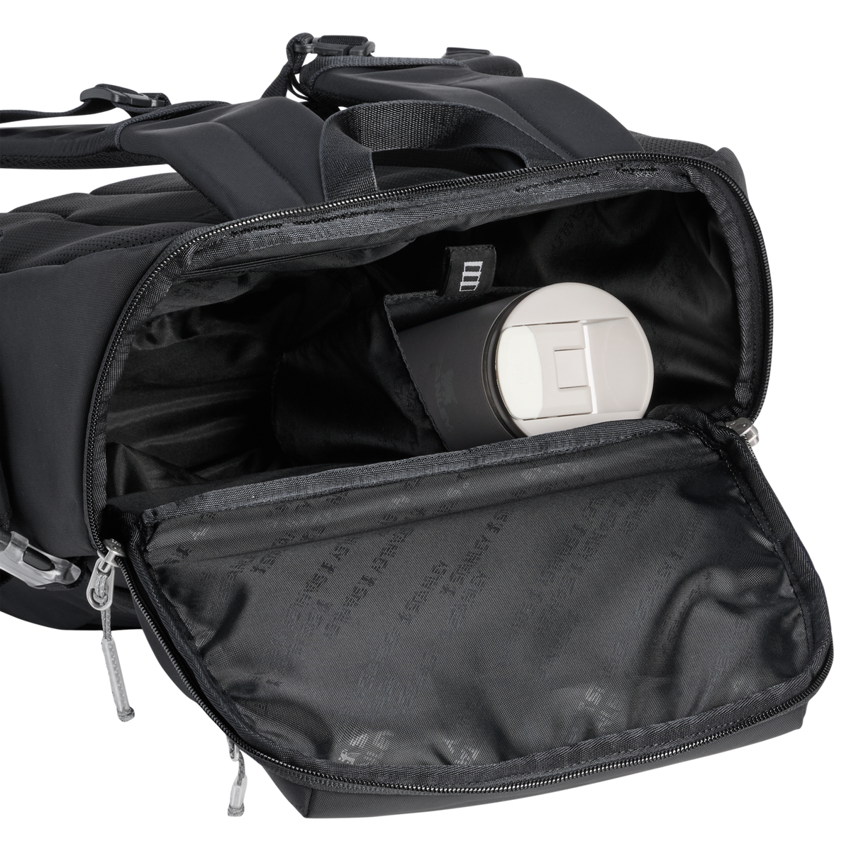 Stanley 1913 Vitalize™ Macro Method Backpack 29.2L en Black | Detrás Detallado Ver