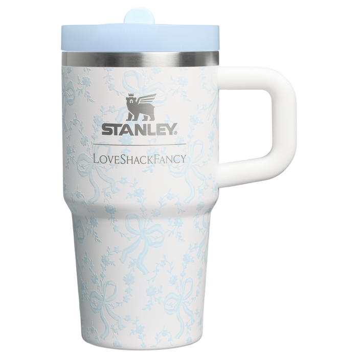 Stanley 1913 Stanley 1913 x LoveShackFancy Quencher® ProTour Tumbler 0.59L in Coquette Bow - Winter Ice | Voorkant Bekijken