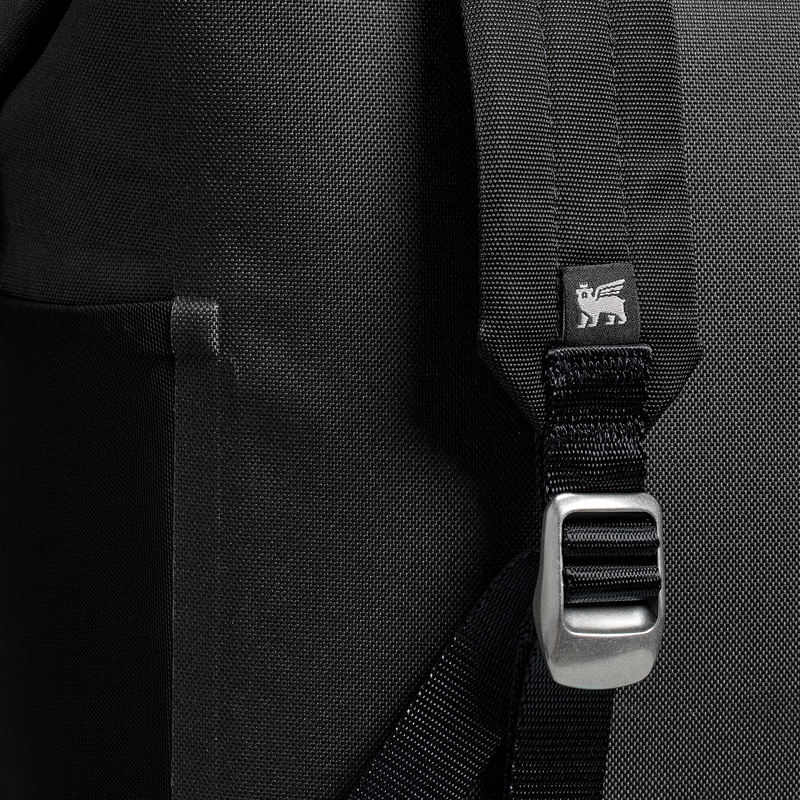 Stanley 1913 Madeleine Mini Backpack Soft Cooler 13.2L in Black | Zurück Detailliert Anzeigen