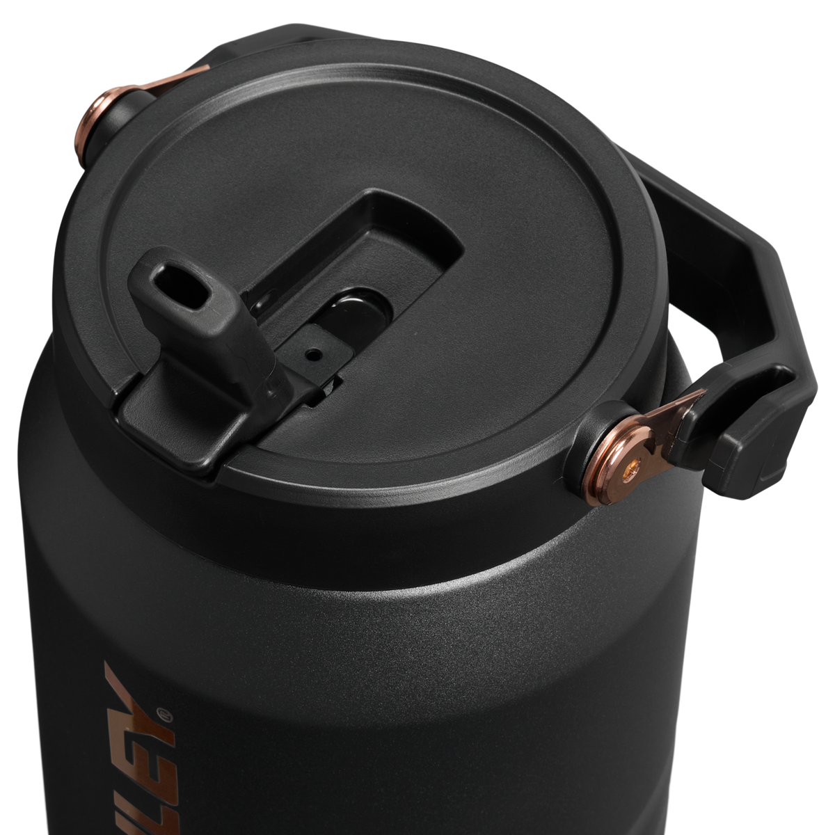 Stanley 1913 Messi x Stanley 1913 IceFlow™ Flip Straw Jug 1.9L in Messi GOAT Black | Coperchio Dettagliato Visualizza
