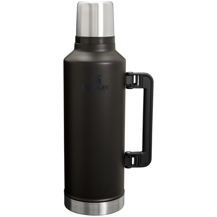 Stanley 1913 Classic Legendary Bottle 2.3L in Black 2.0 | Front View