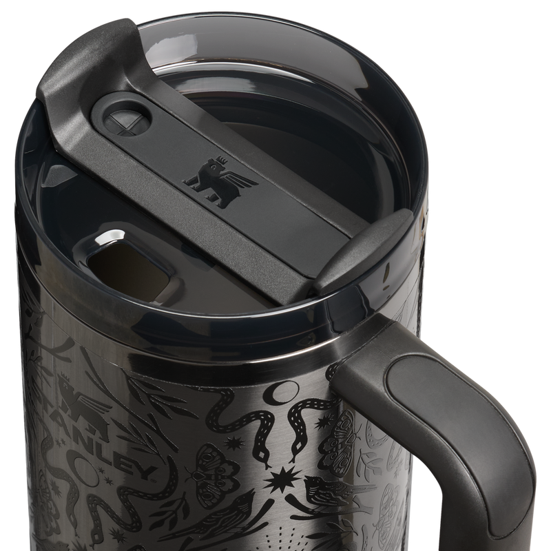 Stanley 1913 Quencher® H2.0 FlowState™ Tumbler 1.18L in Deadly Damask | Deckel Detailliert Anzeigen