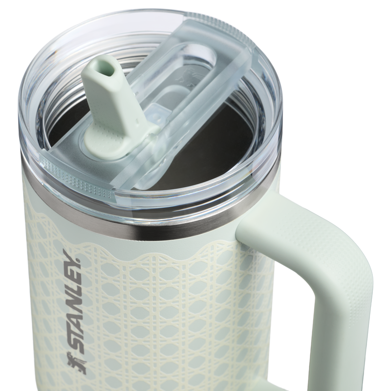Stanley 1913 Quencher® ProTour Flip Straw Tumbler 1.18L in Mist Rattan | Deckel Detailliert Anzeigen