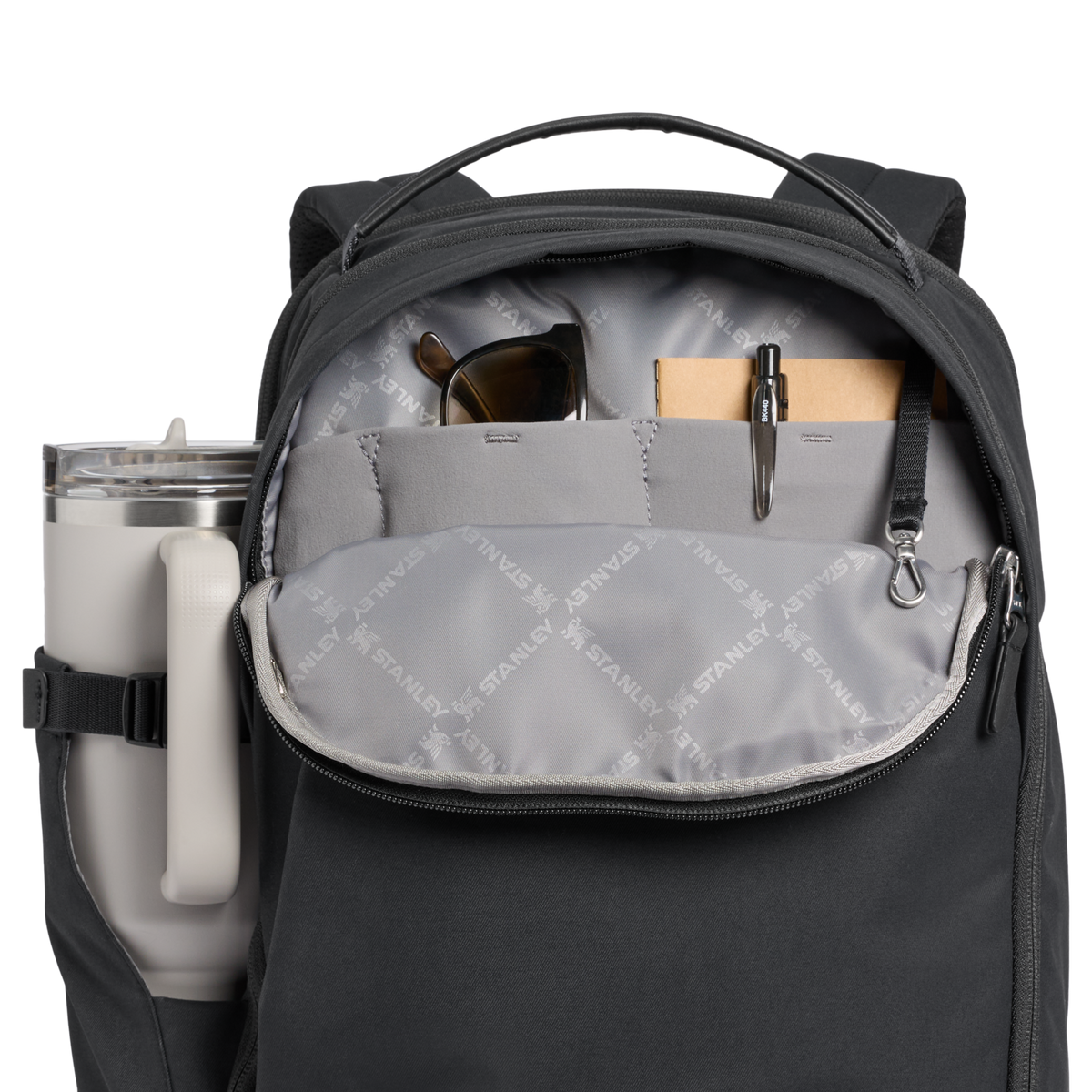 Stanley 1913 Standby Backpack 28.6L w Black | Wstecz Zobacz