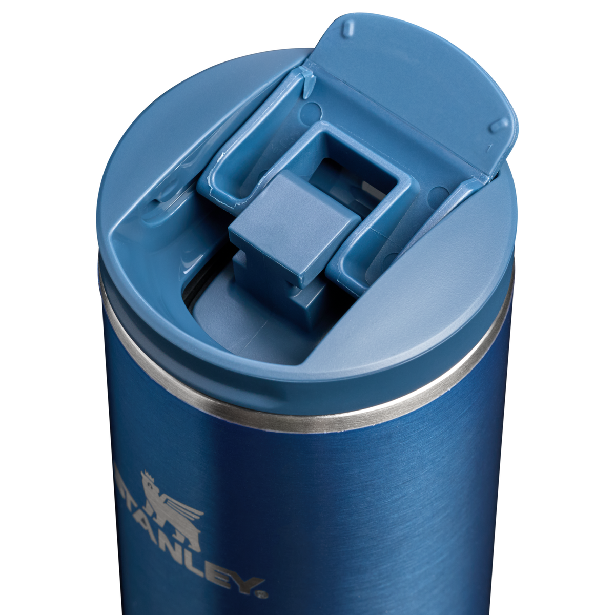 Stanley 1913 Transit Flip Top Mug 0.35L in Glacial Blue Shine | Deckel Detailliert Anzeigen