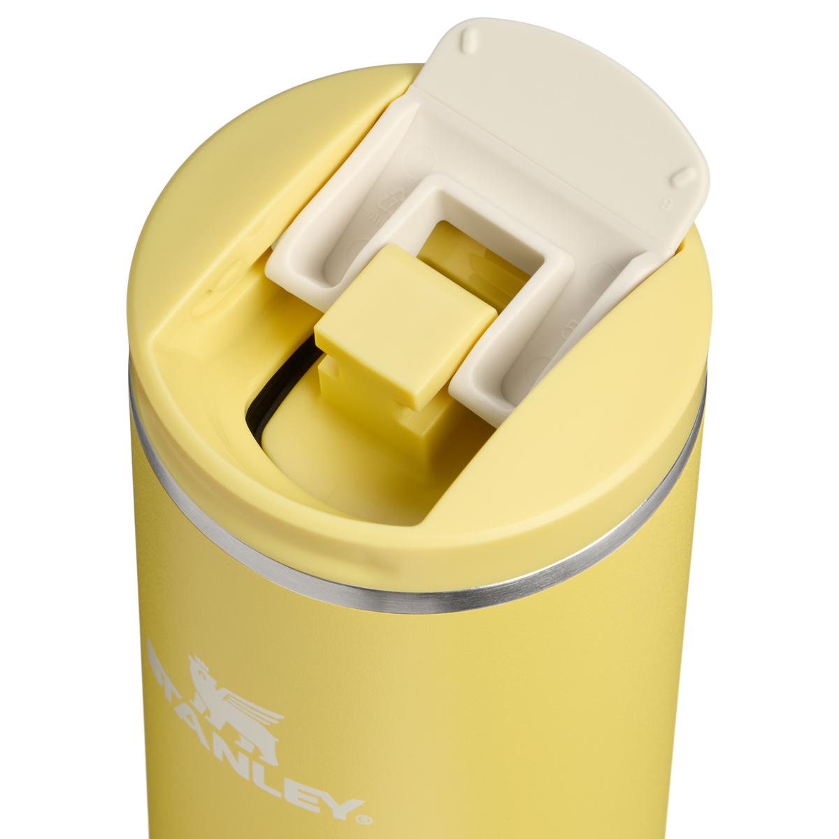 Stanley 1913 Transit Flip Top Mug 0.47L dans Daffodil | Couvercle Détaillé Afficher